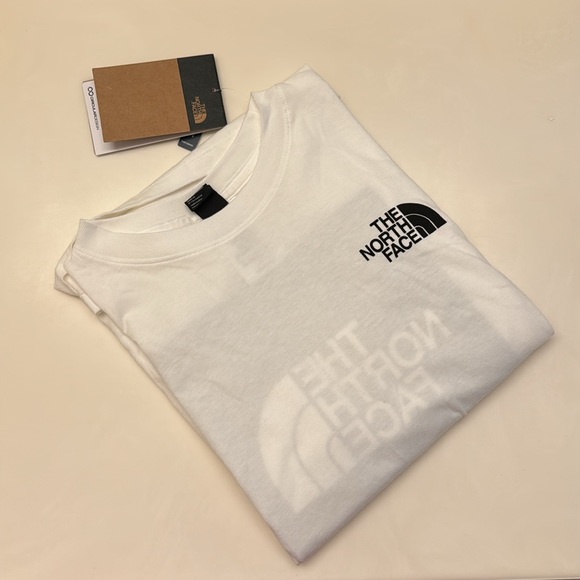 The North Face Women’s Long Sleeve Shirt - Picture 3 of 8